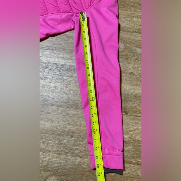 Under Armour - Picture 7 of 10